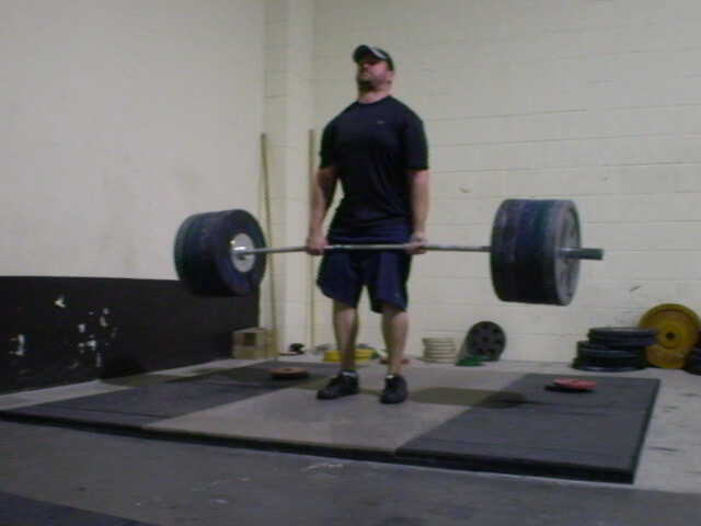 Matt Perryman deadlifting 220 kilos